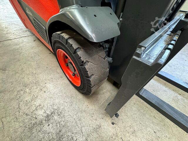 2020 service + UVV 12/2026   4 375 timmar Linde E16