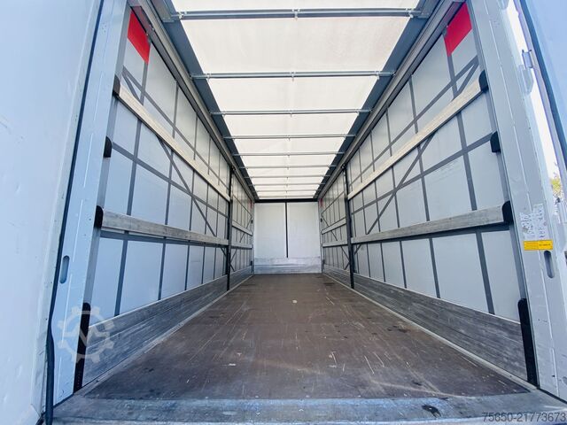 Otwarta przyczepa z plandeką Möslein TPW 105 D Schwebheim  Tandemplanenanhänger