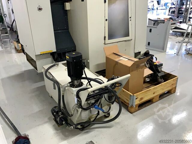 Pionowe centrum obróbcze Mikron VCE 1000