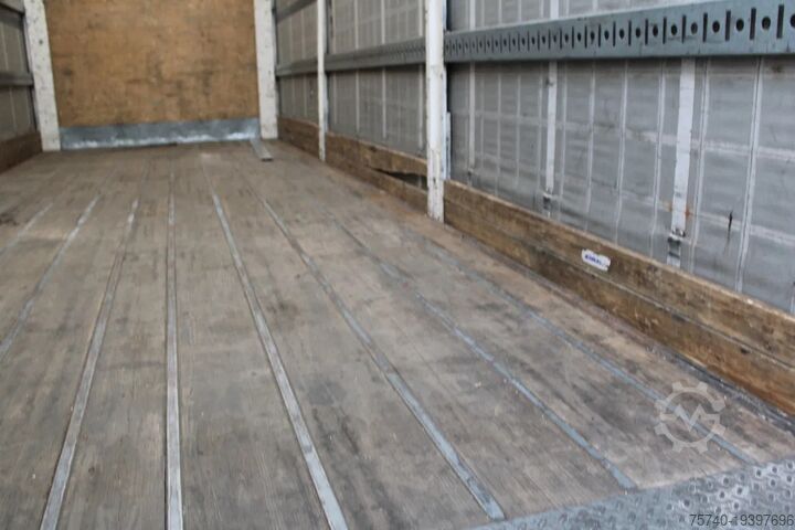 Sliding tarpaulin Iveco Stralis 510 + EURO 6 + STEERING AXLE