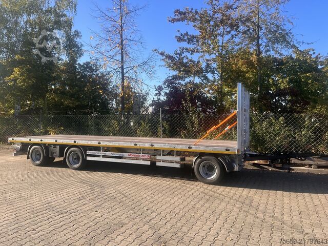 Otwarta przyczepa Möslein T 3 Plato 10,5 m  3 Achs Jumbo- Plato- Anhänger 10,50 m, Mega