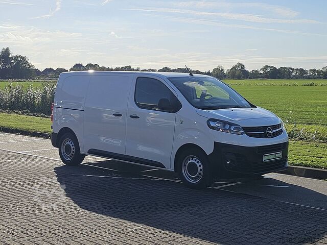 OPEL VIVARO 1.5 L2 NAP Euro 6, 3 sedišta! OPEL VIVARO 1.5 L2 NAP Euro6 3-Zits!