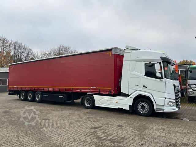 Standardni tegljač DAF XF 530 SZM 4x2