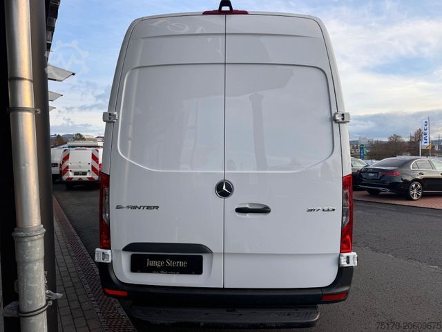 Bestelwagen MERCEDES-BENZ Sprinter 317 CDI 4325 9G Klima Kamera