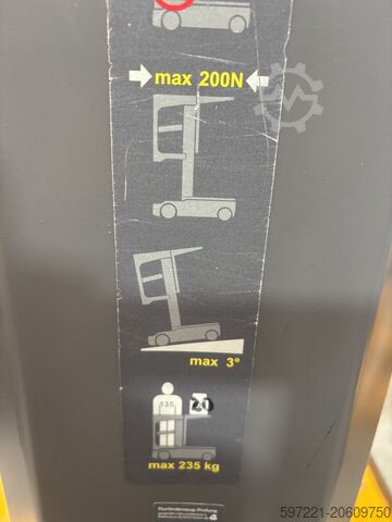 Verticale orderpickers Jungheinrich EKM 202