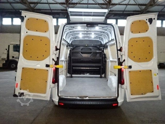 Dobozos furgon FORD Transit Custom Kasten 300 L2H2 LKW Trend Navi