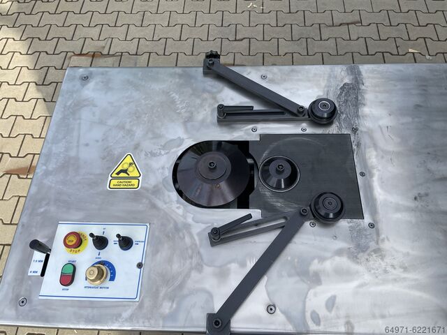 Maskin för ventilering av armbågar METFORMER MEM1250