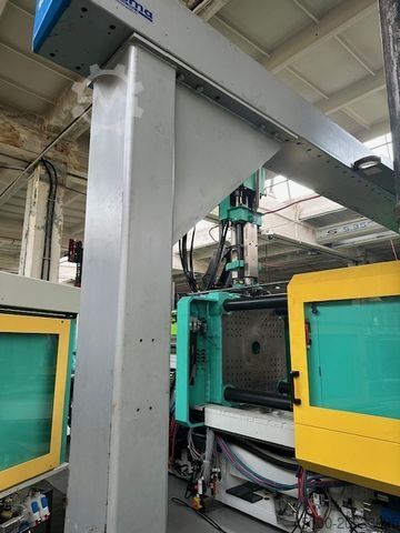 Fröccsöntőgép Arburg 820S 4000-2100/400