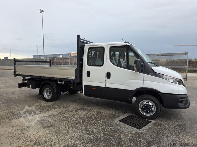 Volquete trilateral Iveco Daily 35
