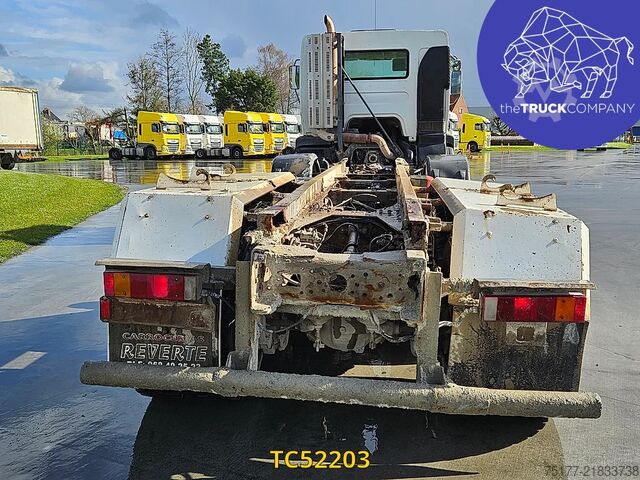 Châssis avec cabine Renault Kerax 370