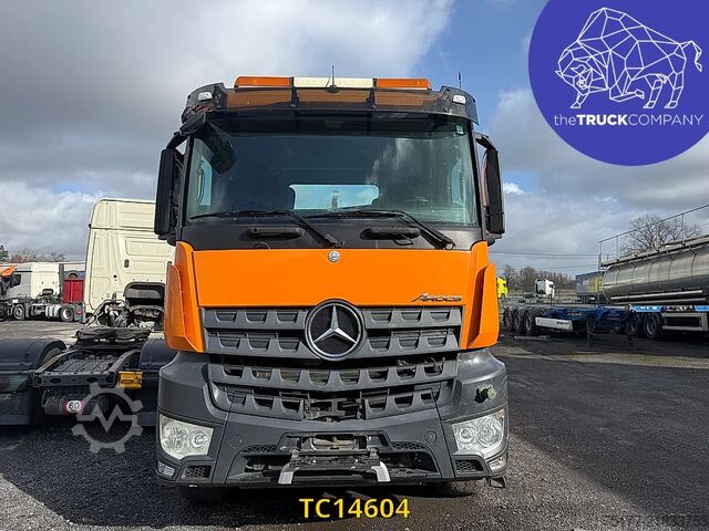 Transporte de contenedores Mercedes-Benz Arocs 2545