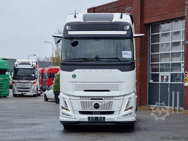 Standard-SZM Volvo FH 13.500 Aero Globetrotter XL 4x2 - I Save - I...