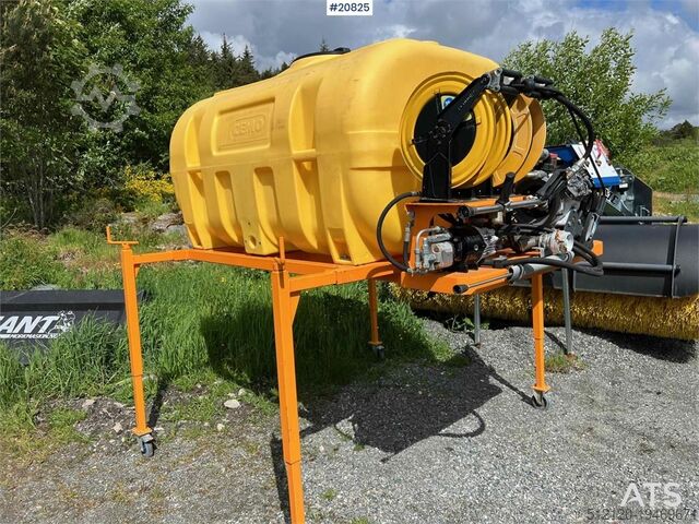 Entreprenadmaskiner Simed NCS 2000 Hydraulic washer of 2000 liters