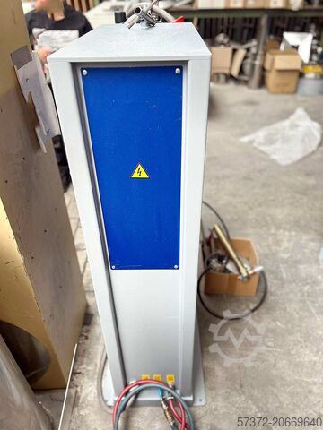 Máquina de soldar por pontos Pei Point PF 136