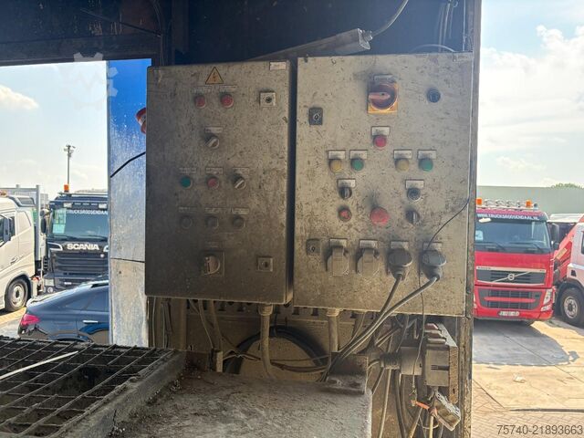Koffer MAN TGS 18.360 + ISOLATION FABRIC INCL ENGINE + BDF...