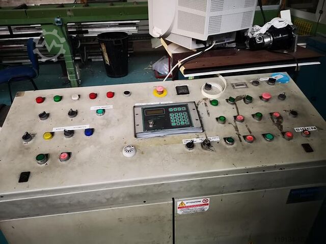 METECNO LIJN SANDWICHPANELEN VOOR DEUREN EN WANDEN TOT 610M BREEDTE METECNO SANDWICH PANEL LINE FOR DOORS AND WALLS 610mm w...