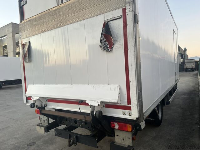 Furgone isotermico frigorifero Iveco ML 75