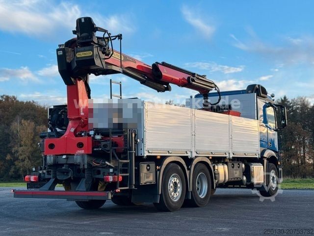 Plattewagen met zeil MERCEDES-BENZ Actros 2545 MP5 6x2 Palfinger 23.001 Tec3