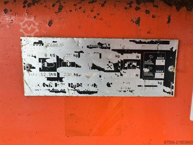 Telescopisch platform JLG E600JP Hoogwerker Telescoophoogwerker