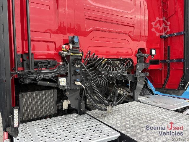 Standaard trekker Scania R 460 A6x2/4NA RETARDER P-AIRCO PTO S2 VECTO 3