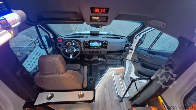 Kleinbus MERCEDES-BENZ 519  Allrad 4 x 4 Vorlauffahrzeug  GSR2