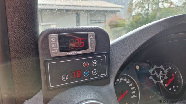 Minibús MERCEDES-BENZ 517 Lord Comfort XXL Lagerfahrzeug 23 SS