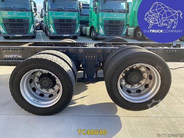Chassis with cab Volvo FH 460