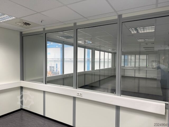  Meisterbüro auf Lagerbühne 