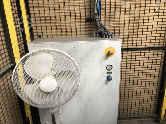 Industrirobot Yaskawa DX100