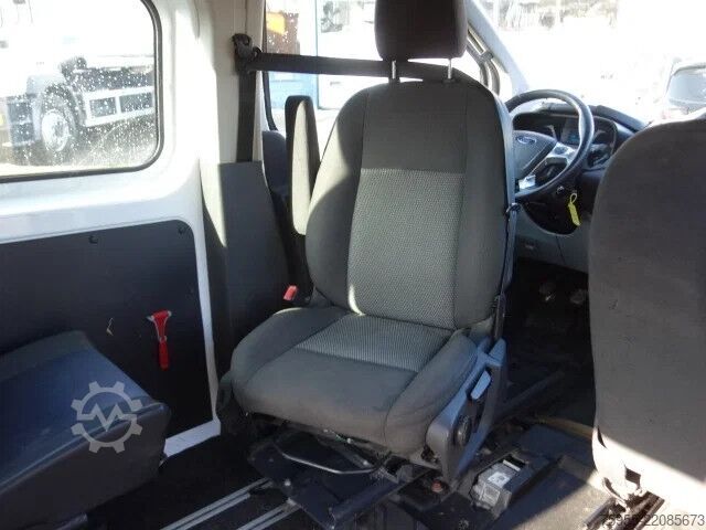 Μεταφορά αναπηρικού αμαξιδίου Ford Transit Custom 2,2tdci