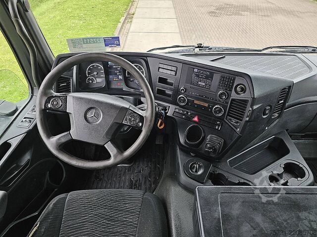 Wywrotka 3-stronna MERCEDES-BENZ AROCS 2643