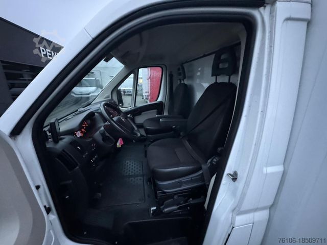 Vrachtwagen met bakwagen CITROEN Jumper Tiefrahmen Koffer *L 4,20 Meter*