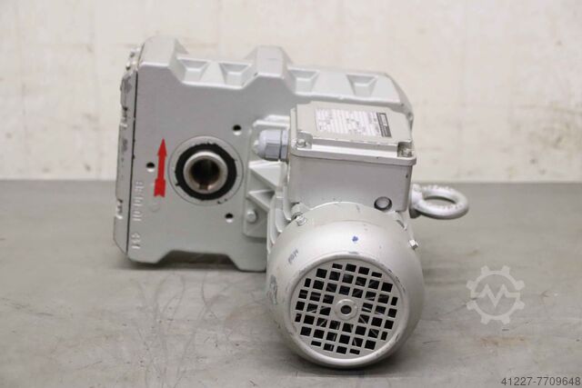Silnik przekładniowy 0,37 kW 43,5 obr. BAUER BF10-04/D07LA4