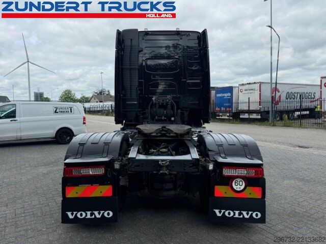 Standard-SZM Volvo FH 500 GLOBETROTTER, 2 TANKS, LEATHER, ALCOA