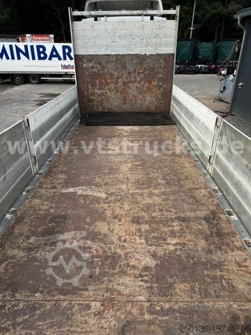 Flatbed truck MAN TGX 26.440 6x2 Pritsche Liftachse EURO 5