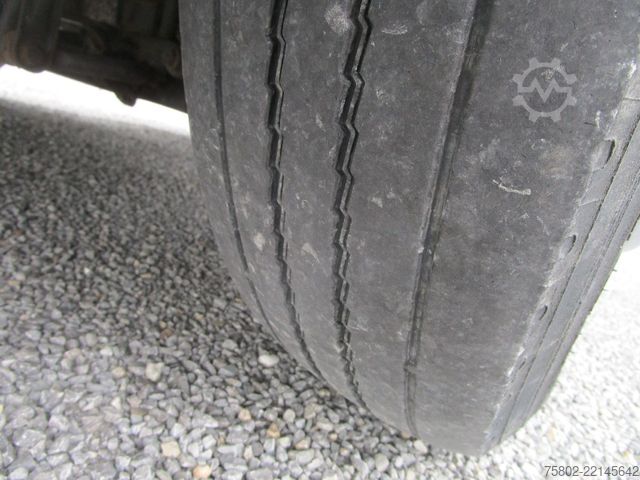 Sandučar MERCEDES-BENZ Atego 821L MP4*LBW+6,35m+AHK Kugel+EURO.6+Luft*