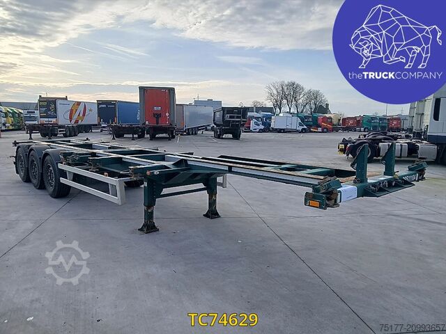 Transportul de containere Renders 