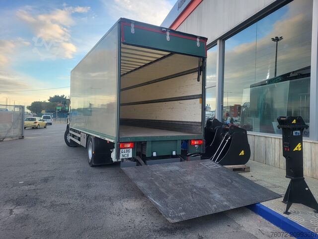 Camion de colectare colete Volvo FE280