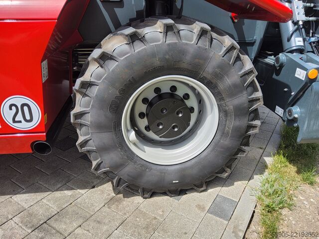 Rotoros rakodógép Magni RTH 8.35