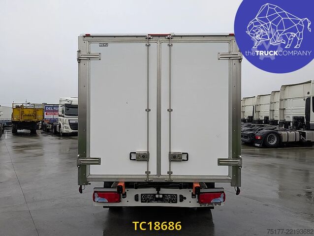 Bőrönd MAN TGE 180 - BOX