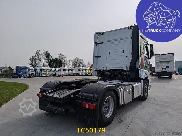 Standard-SZM Mercedes-Benz Actros 1963