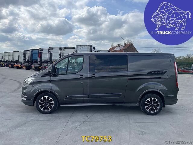 Személyszállítás Ford Transit Custom L2H1 5 - Places