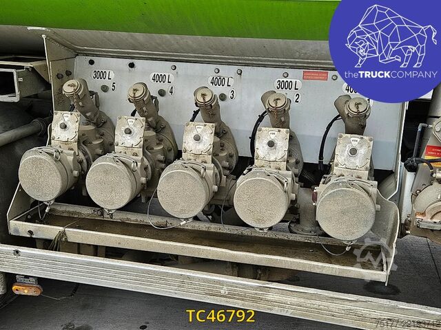 Tanker Renault Premium 320