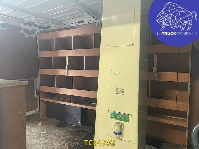Emelőplatform Renault Master 130.35 nacelle socage