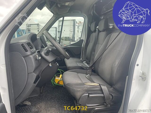 Emelőplatform Renault Master 130.35 nacelle socage