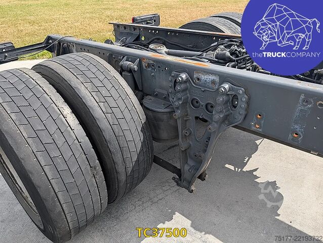 Chassis met cabine DAF XF 450