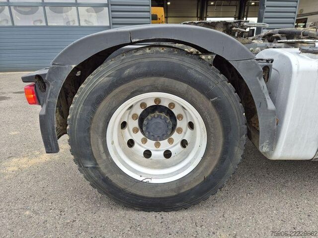 Tracteur routier standard Volvo FMX