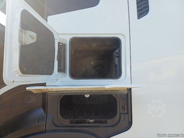 Τυπική μονάδα τράκτορα IVECO X-WAY AS440X49T/P
