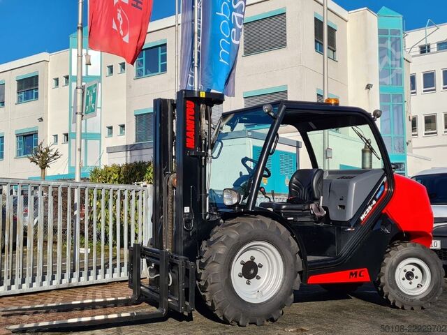 Terepemelő targonca Manitou MC 25-4 ST5B S1 Buggy