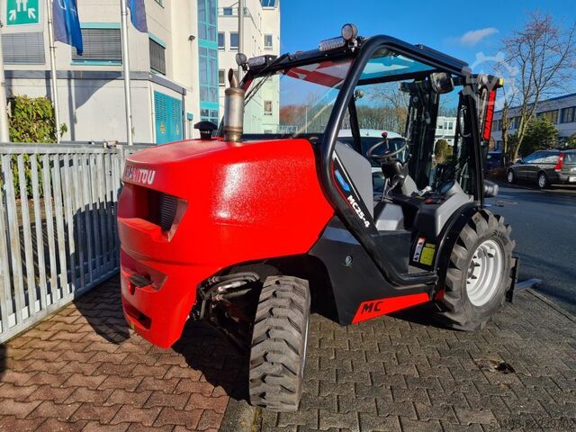 Terepemelő targonca Manitou MC 25-4 ST5B S1 Buggy